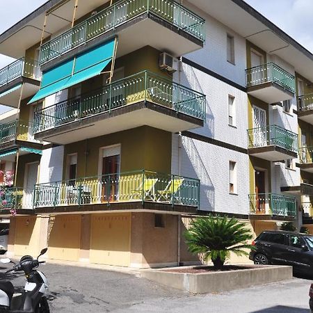 Viale Repubblica 329 1 Apartamento Pietra Ligure Exterior foto